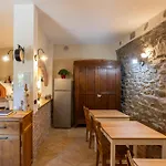 Il Cortile Di Mamma Mia * Pisano