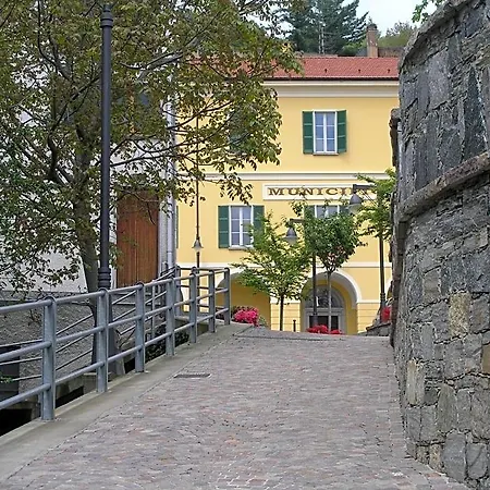 Apartment Il Cortile Di Mamma Mia Pisano